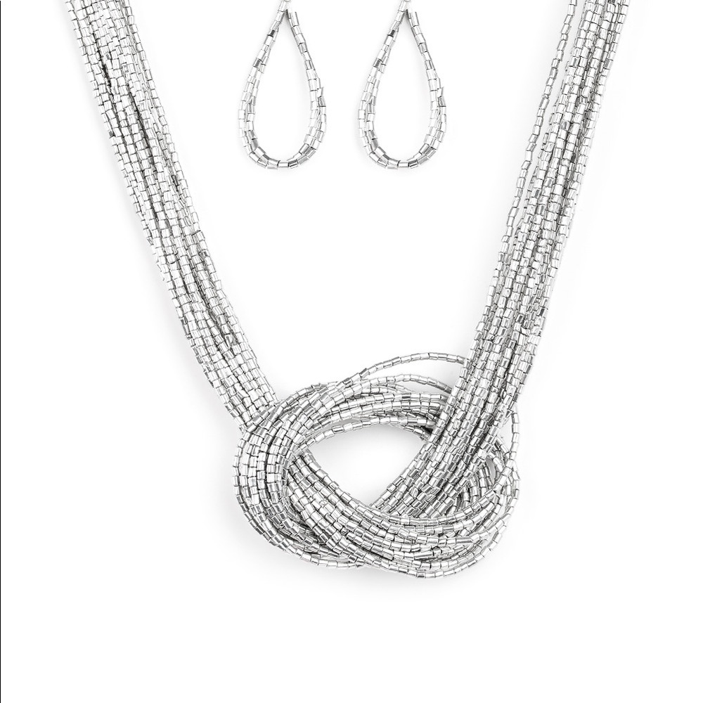 Silver knitted seed bead necklace set